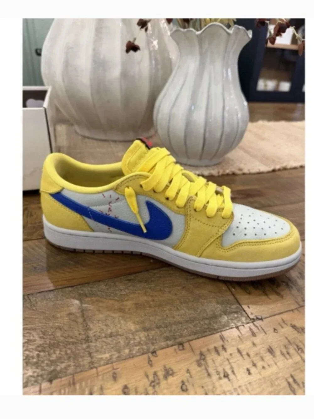 Travis Scott x Air Jordan 1 Low Canary
